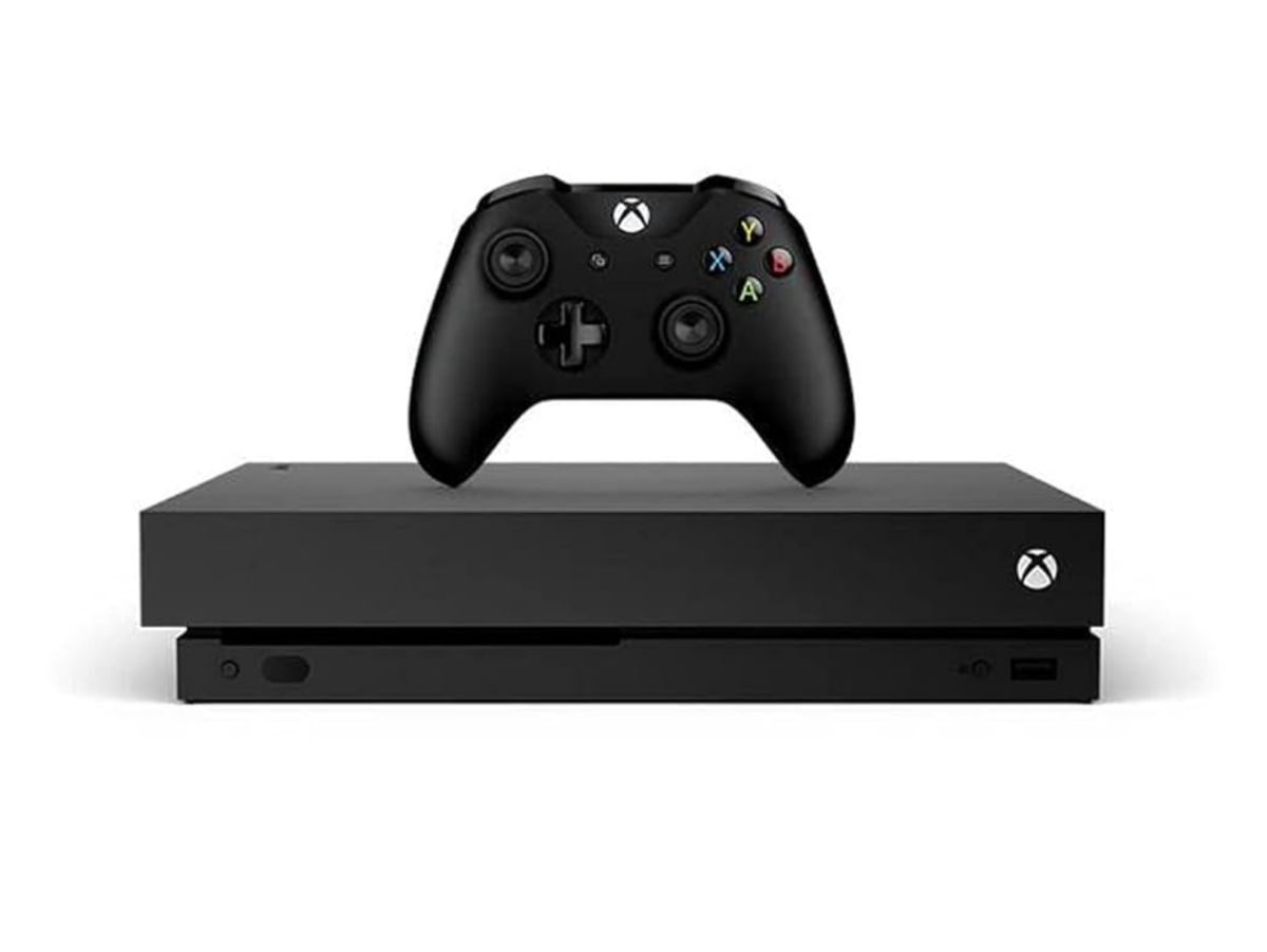 Xbox One X avec 2 manettes et jeux incluant Fortnite