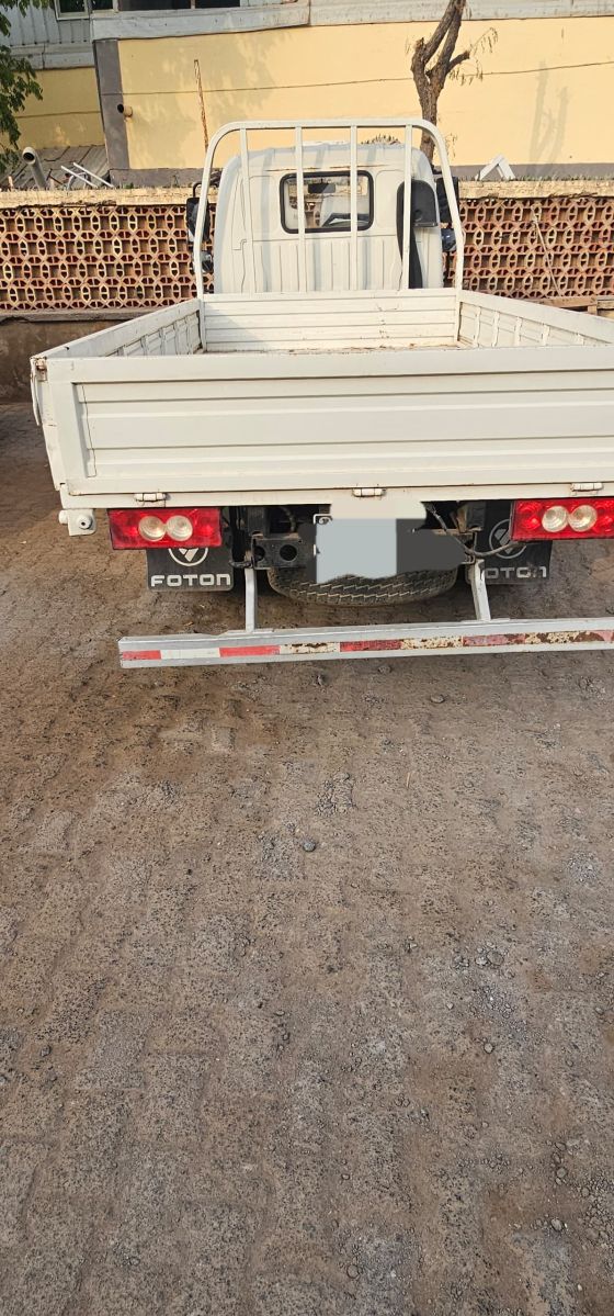 Camion Foton 2018, diesel, plateau, très bon état