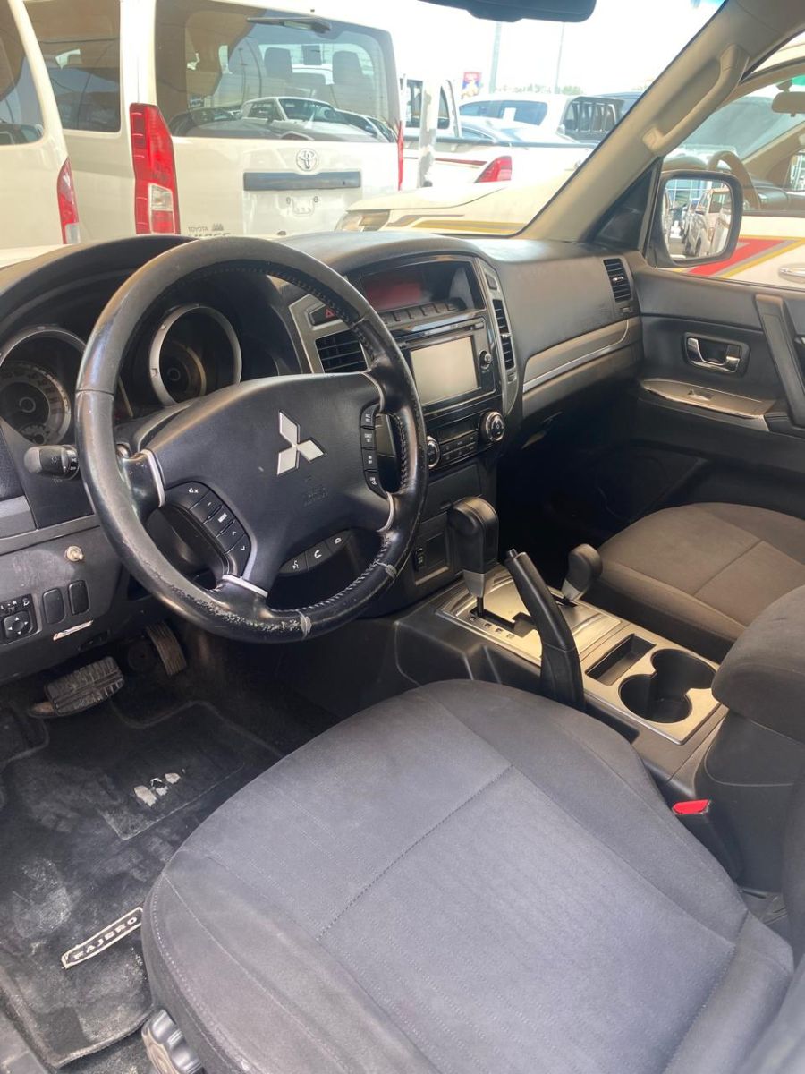 Mitsubishi Pajero 2017, automatique, diesel, excellent état