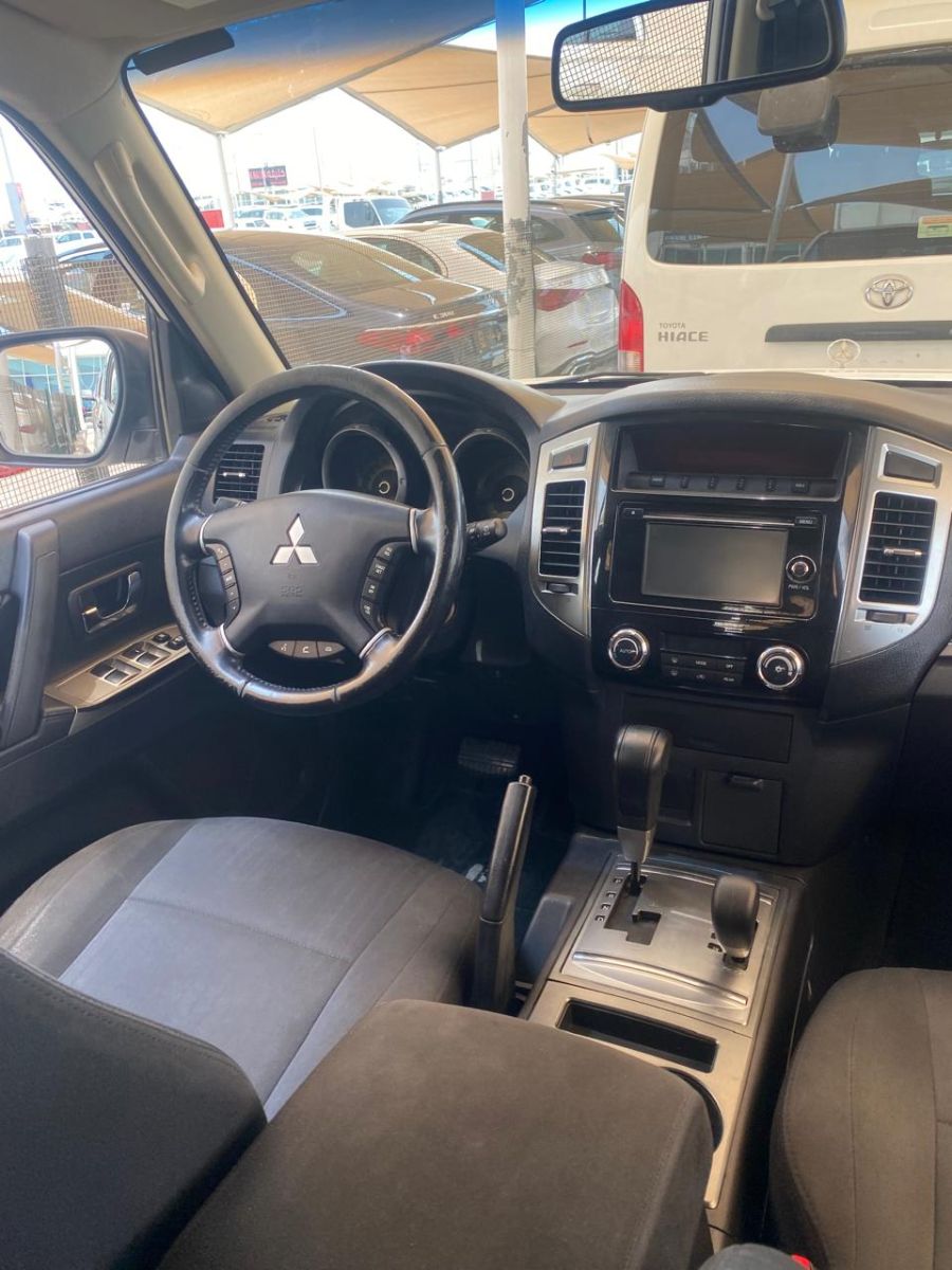 Mitsubishi Pajero 2017, automatique, diesel, excellent état