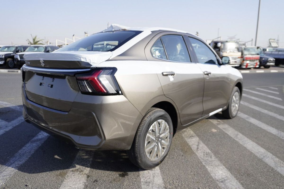 Suzuki Dzire 2025, automatique, essence, silver, excellent état