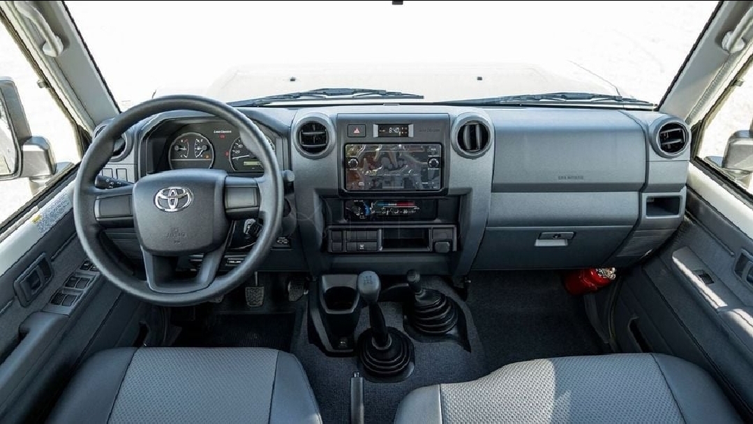 Toyota Land Cruiser 2025, diesel, boîte manuelle, excellent état