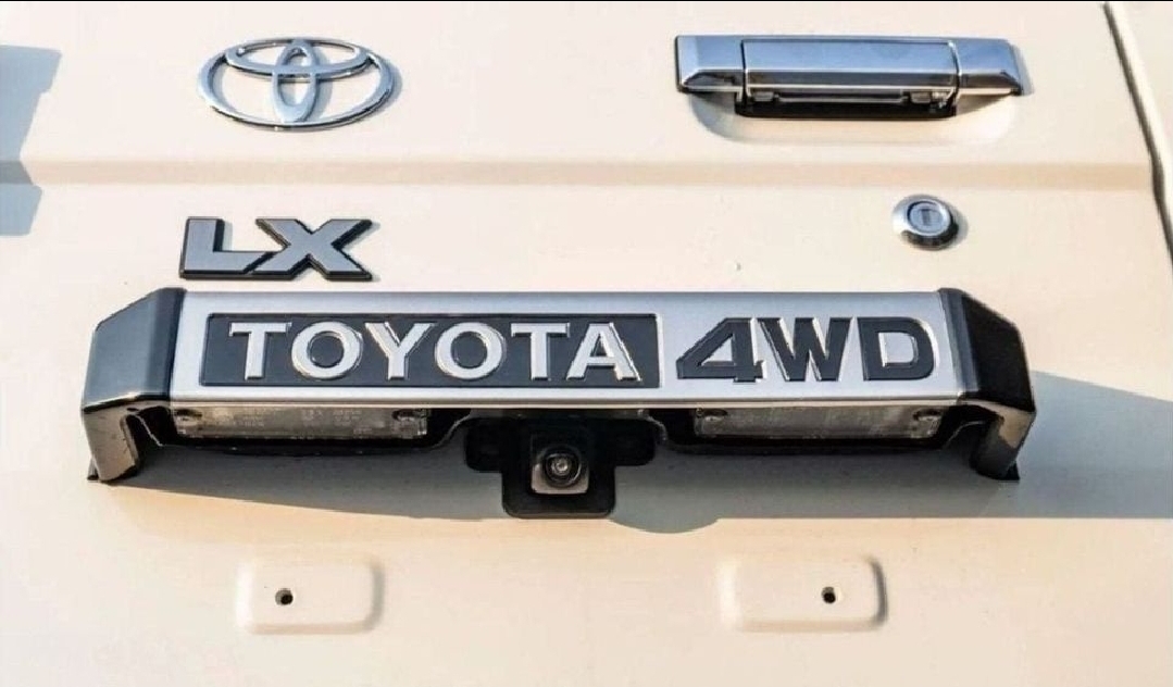 Toyota Land Cruiser 70