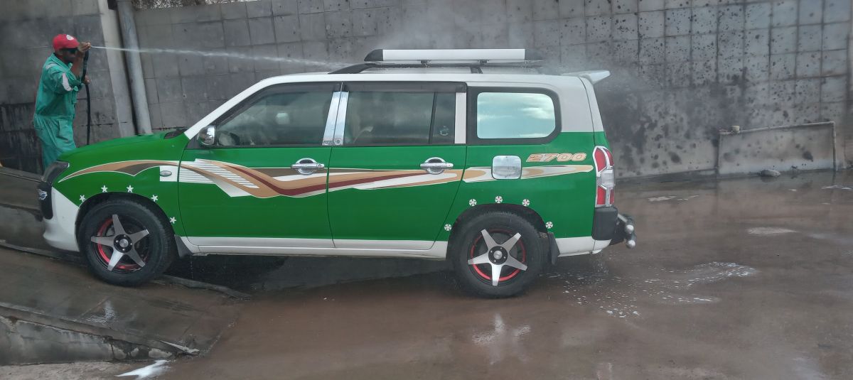 Taxi Toyota Probox 9 mois, très bon état