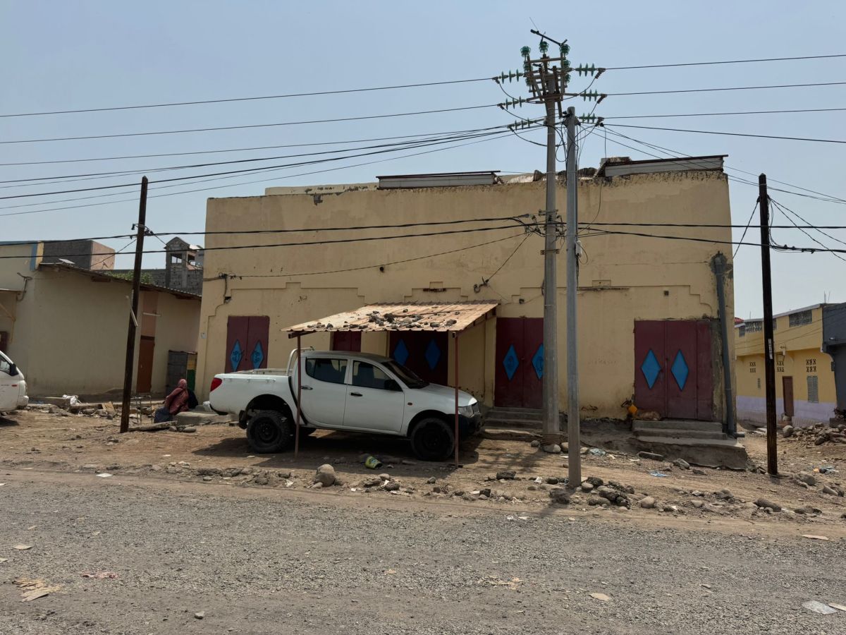 Duplex spacieux avec parking et titre foncier à vendre à Balbala