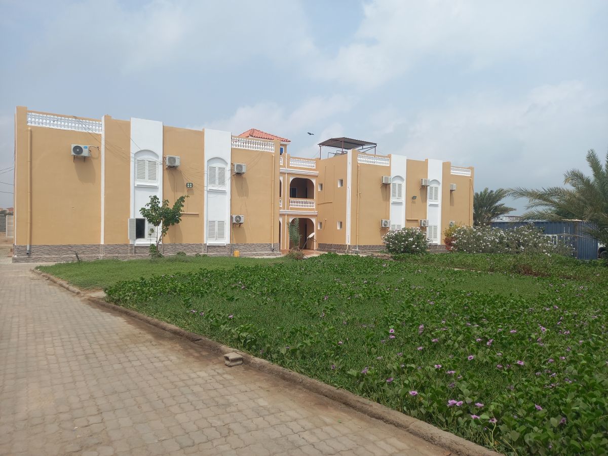 Appartement F4 spacieux avec service de gardiennage à Haramous