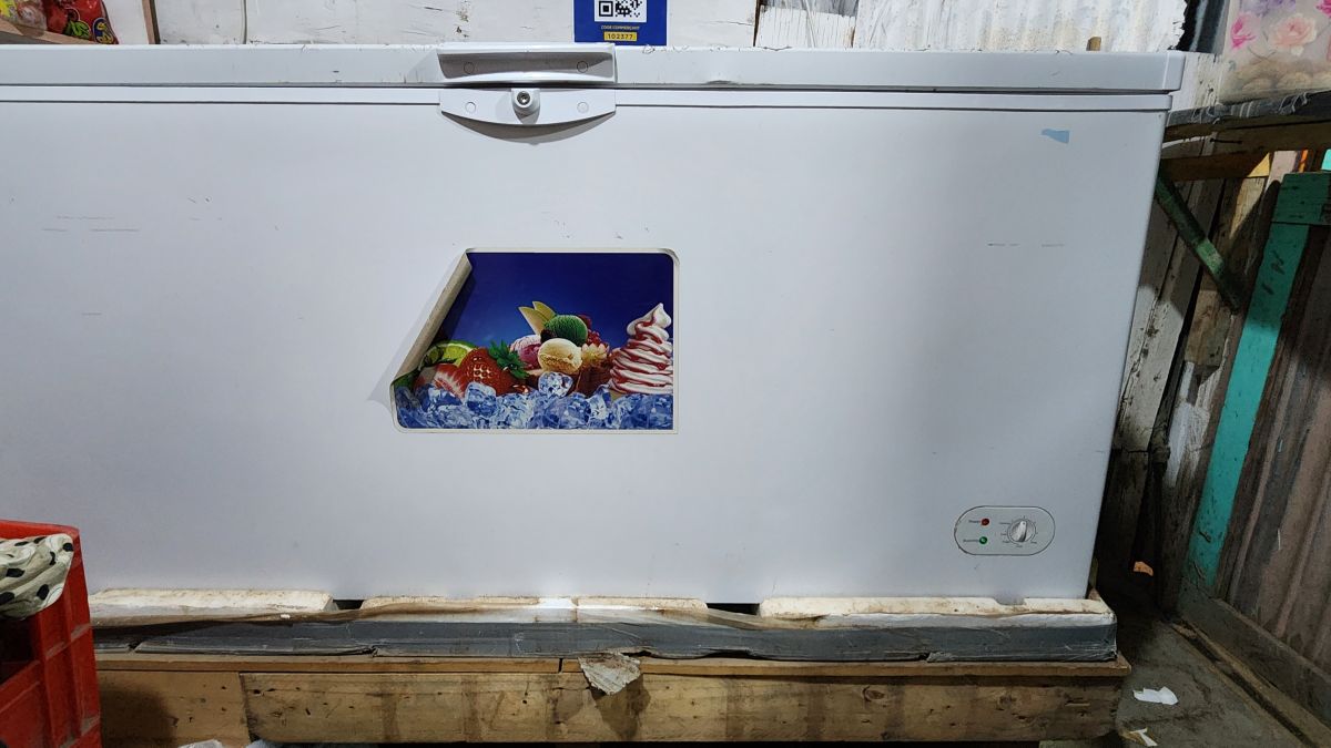 Kiosque avec équipements neufs à hayabley