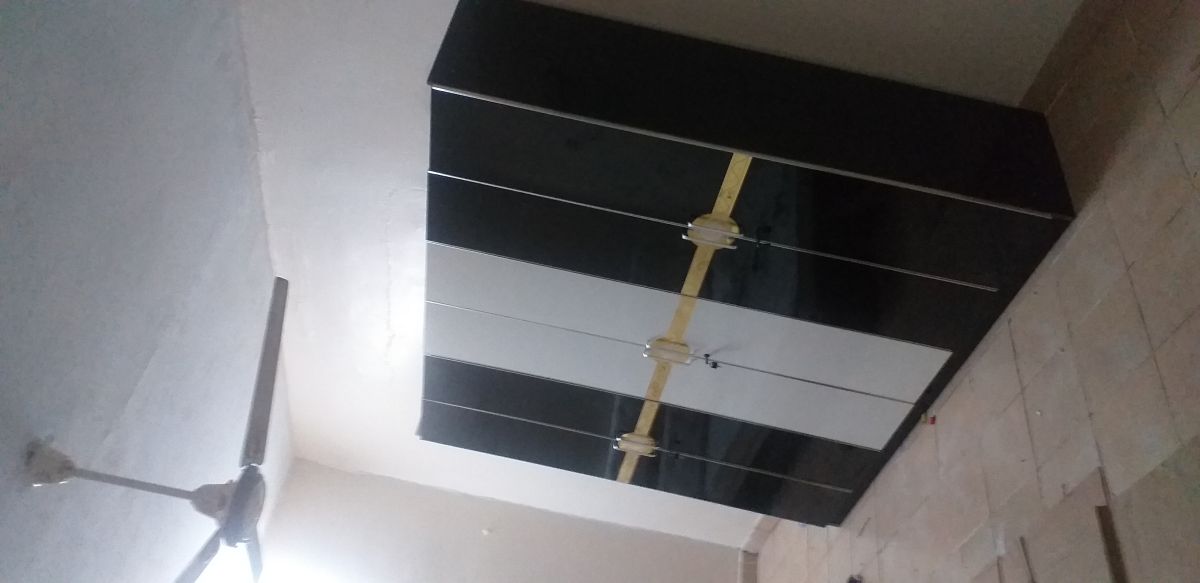 Chambre à coucher en parfait état