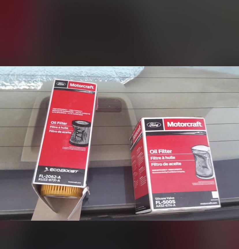 Filtre à l’huile de marque Ford à vendre plusieurs quantité
