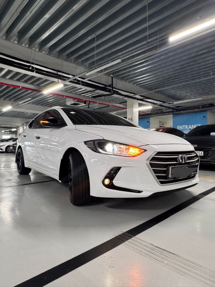 Hyundai Avante, diesel, tout option, importée de Corée