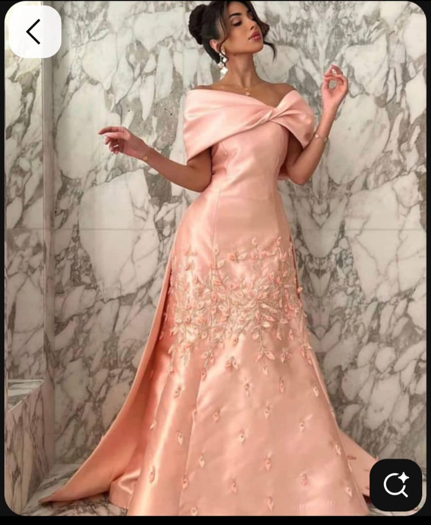 Robe de soirée en vente ou en location