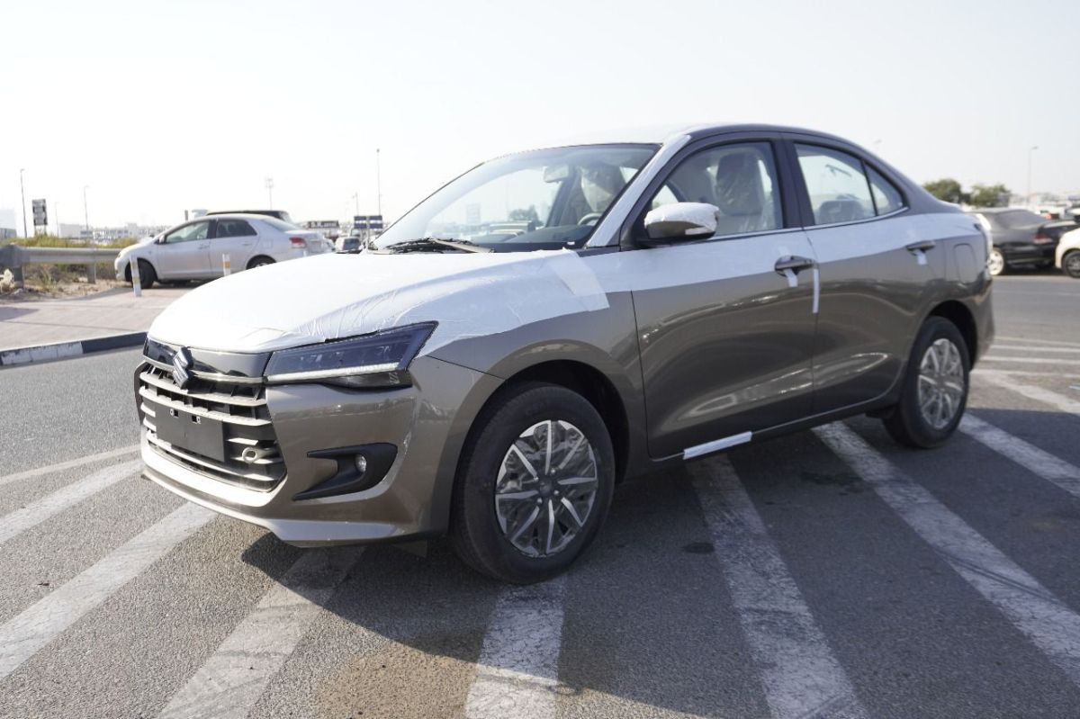 Suzuki Dzire 2025, automatique, essence, silver, excellent état