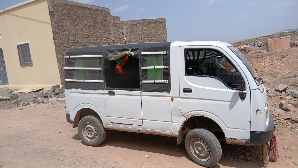 Bajaj Tata Magic D93 en excellent état à vendre