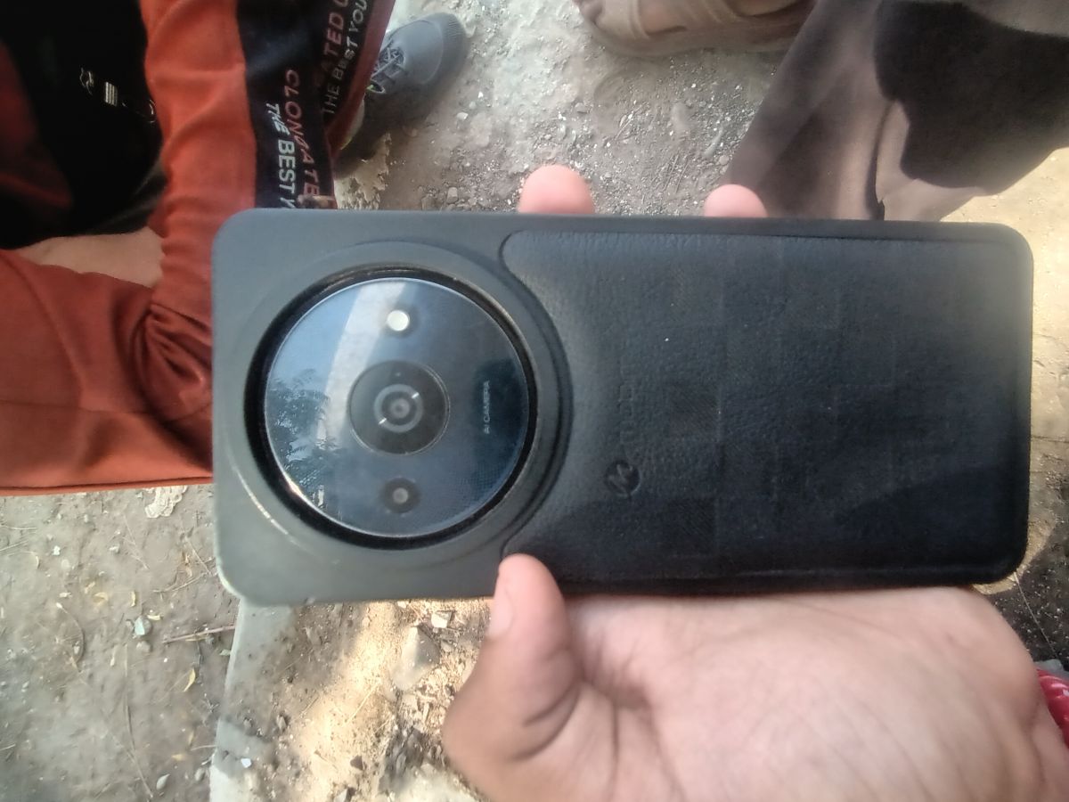 Téléphone neuf, Utilisé 1 Mois et 2 Jours