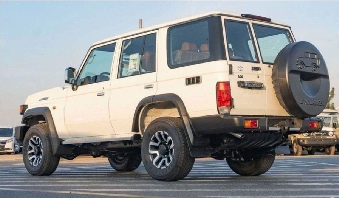 Toyota Land Cruiser 70