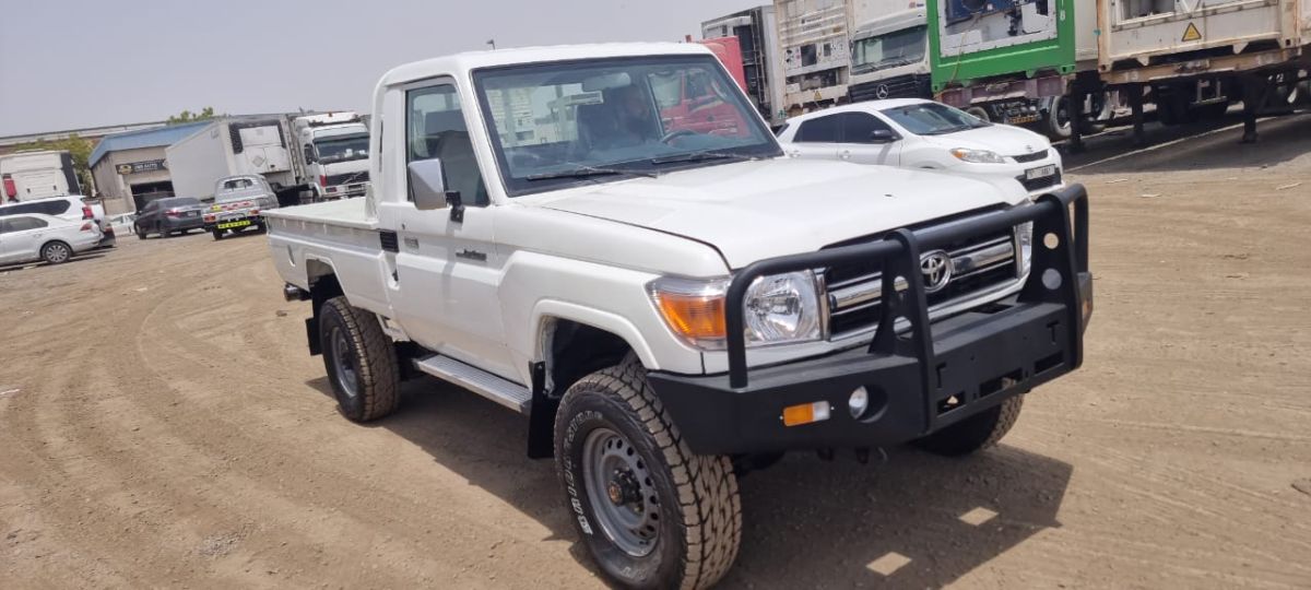 Toyota Land Cruiser Pick-up