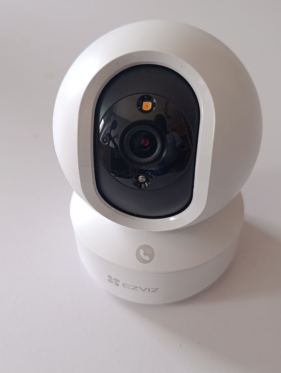 Caméra de surveillance Ezviz TY1 avec vision à 360 degrés