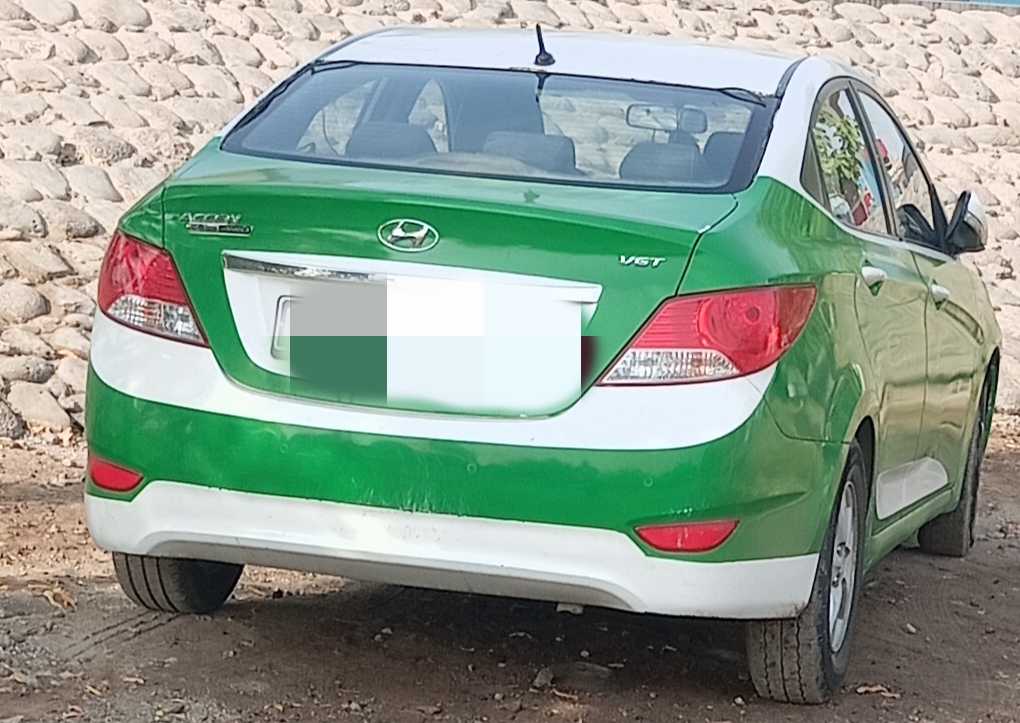 Taxi hyundai Accent 2014 en vente