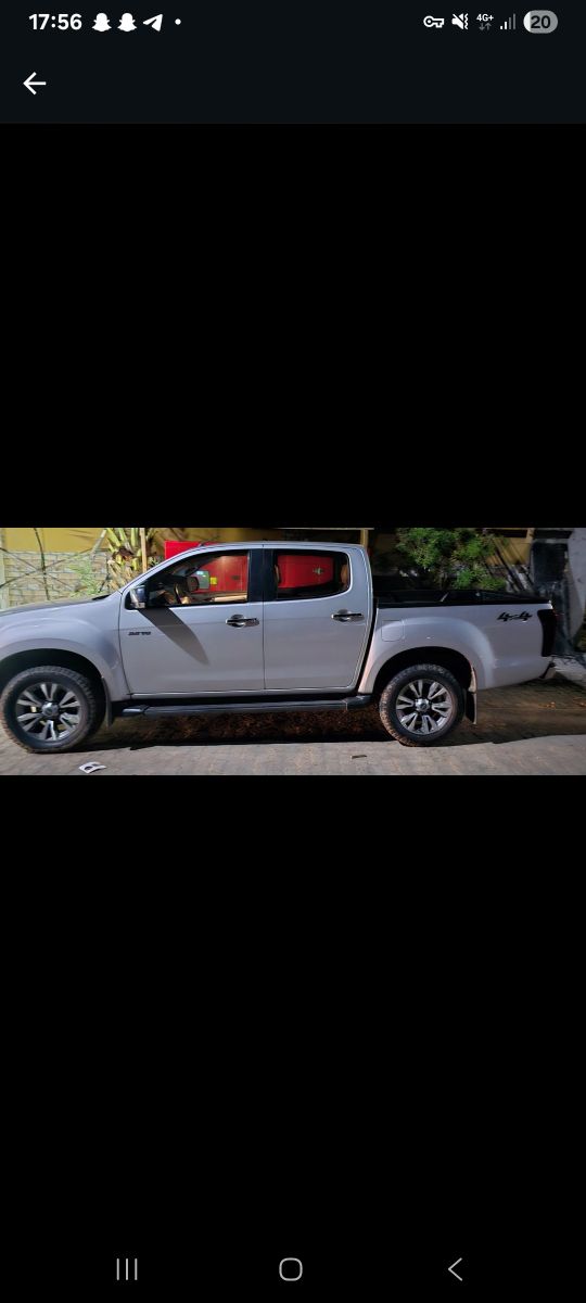 Izuzu D-Max à louer, location à partir de 3 jours