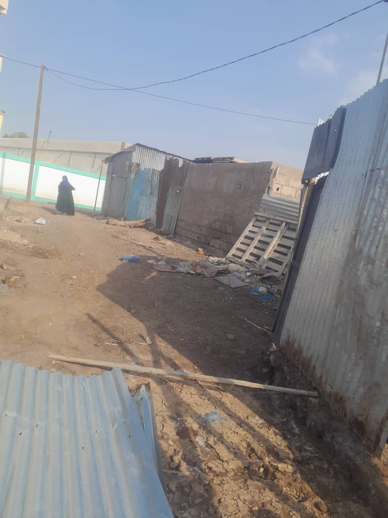 Maison F3 avec grand terrain à Damerjog, quartier calme et en développement