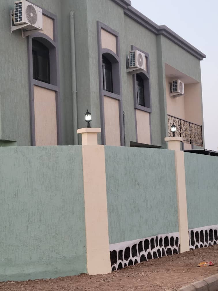 3 Appartements à louer à Haramous, 4 chambres, climatisation neuve