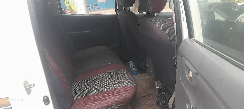 Toyota Hilux en excellent état à vendre