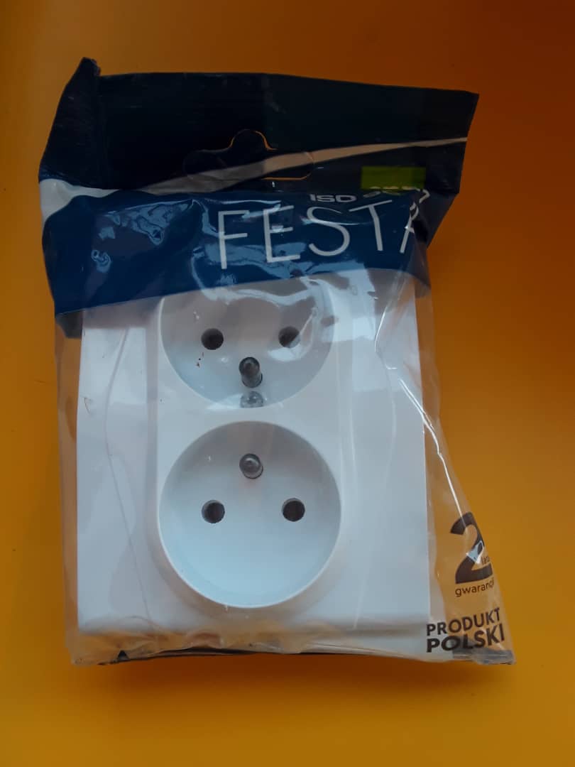 Prise simple et double