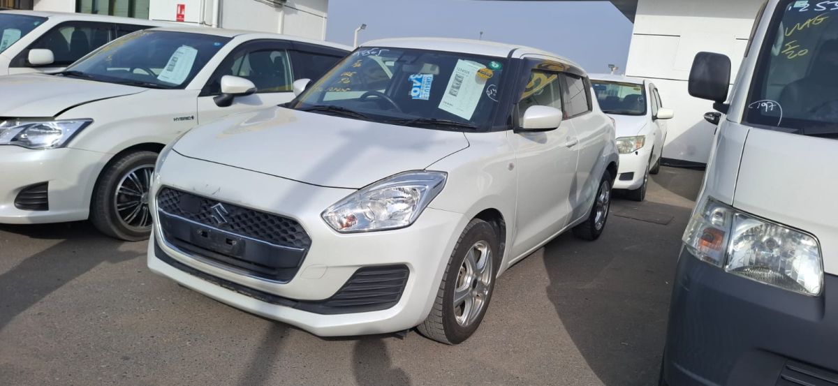 Suzuki Swift 2018, importée de Dubaï, état impeccable