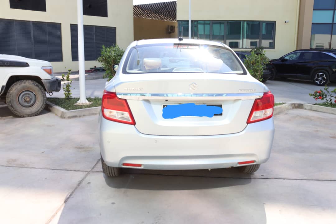 Suzuki Swift Dzire 2019, état neuf, faible kilométrage