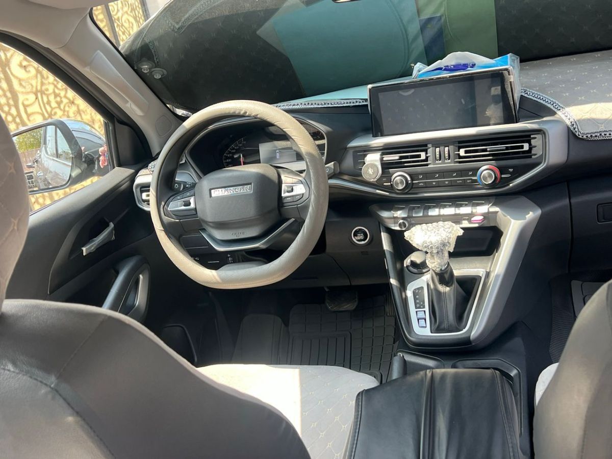 Changan Pickup 2025, diesel, boîte Automatique, faible kilométrage, toutes options