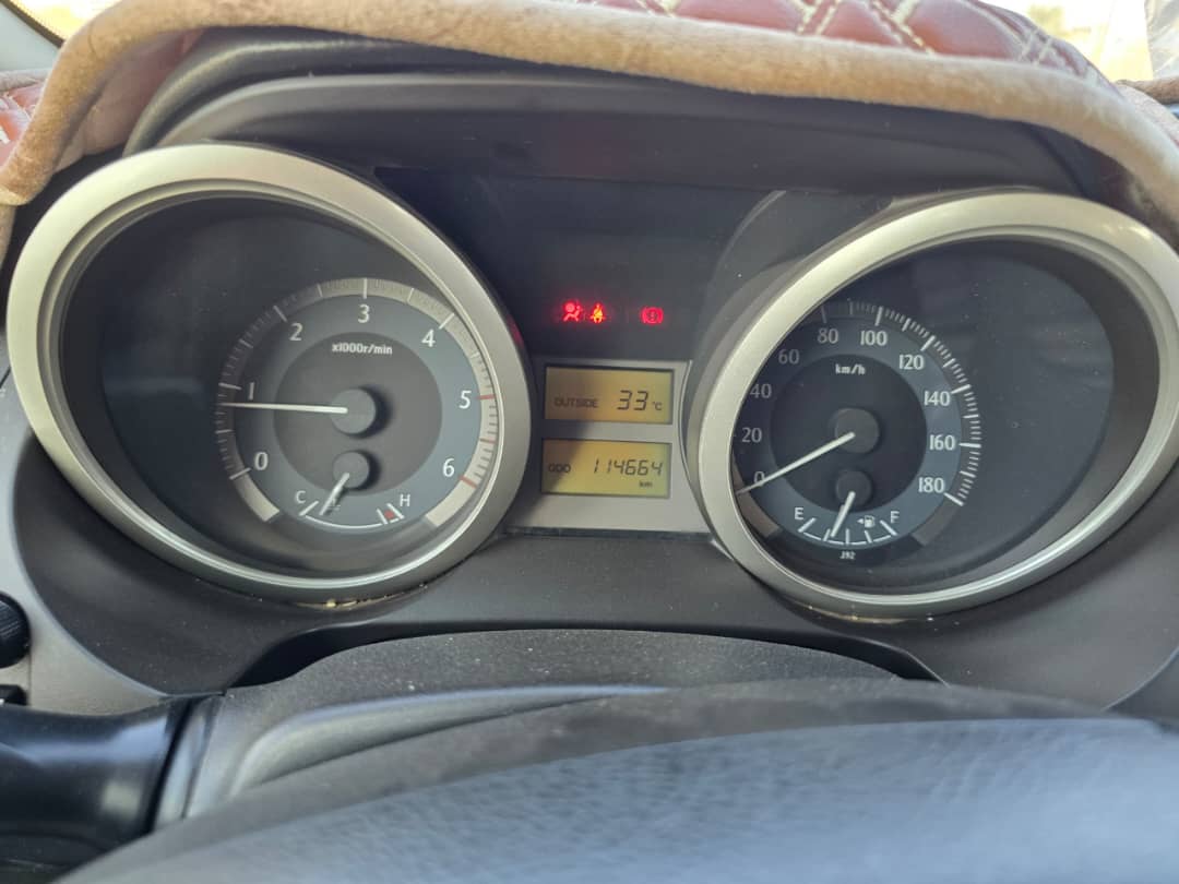 Toyota Prado TXL 2013, boîte manuelle, diesel