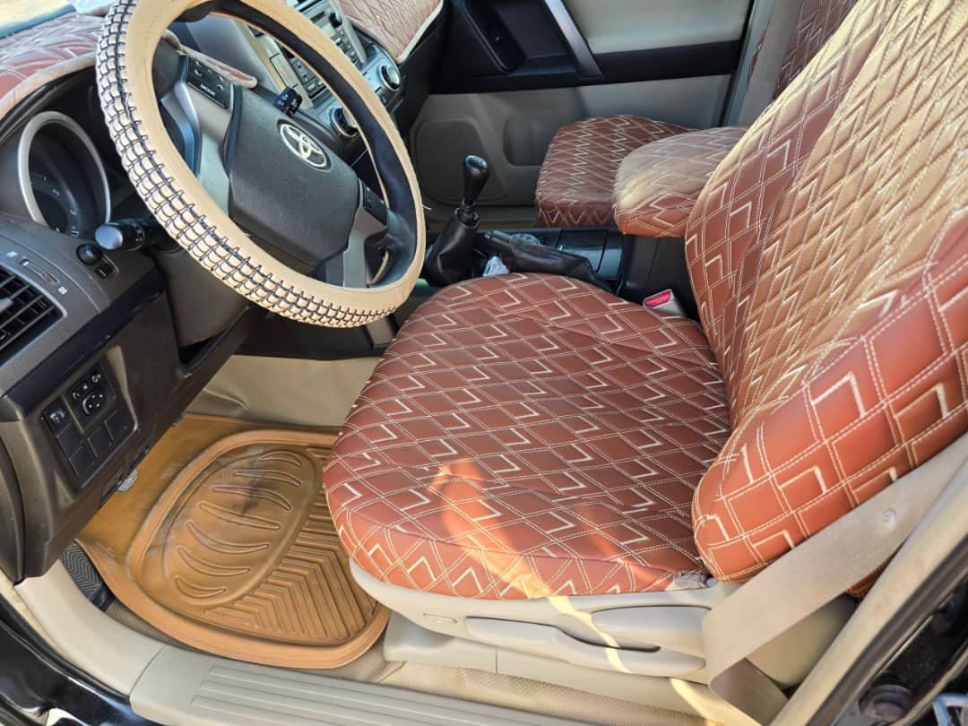 Toyota Prado TXL 2013, boîte manuelle, diesel