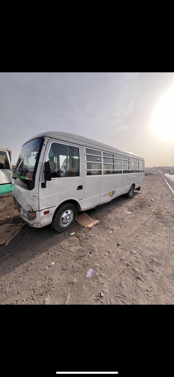 Bus Mitsubishi Rosa 35 places en très bon état