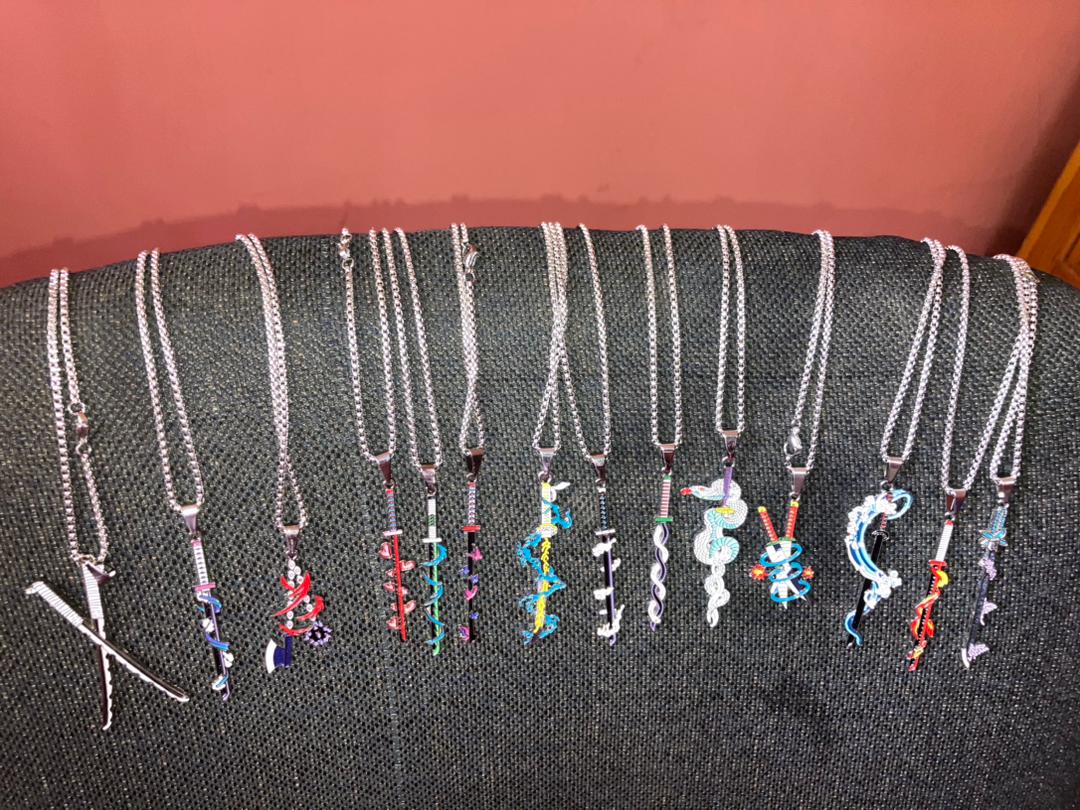 Collier Katana Demon Slayer