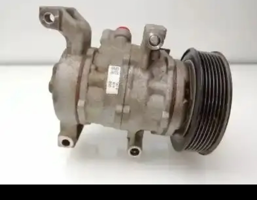 Compresseur de clim pour Toyota Hilux Revo 2021