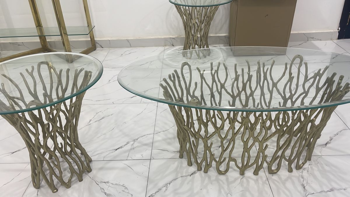 Ensemble de 3 tables en verres