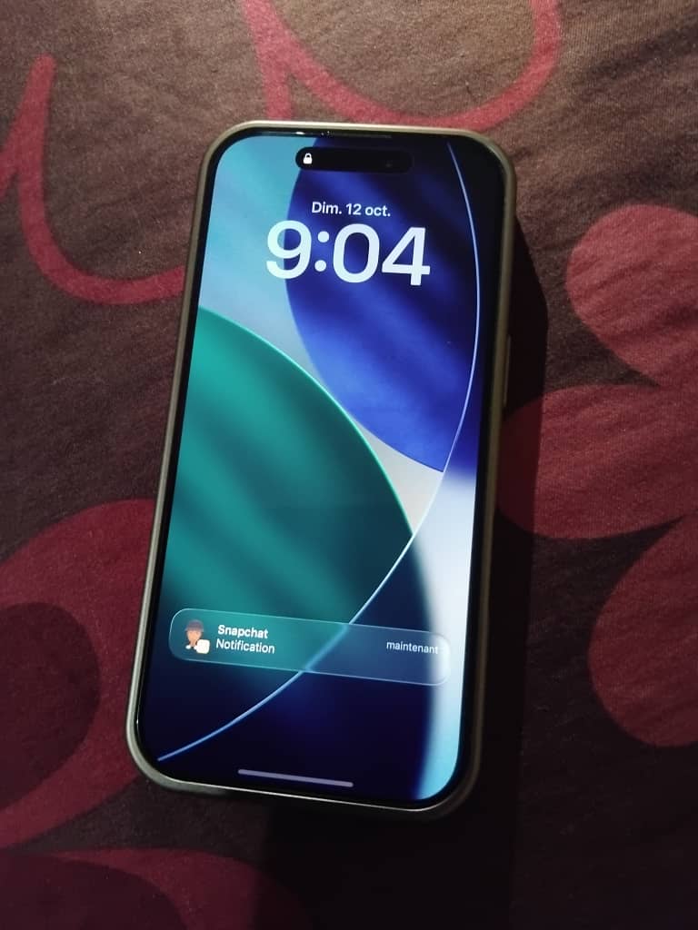 iPhone 16pro Blanc, Garantie Apple, Batterie 97%