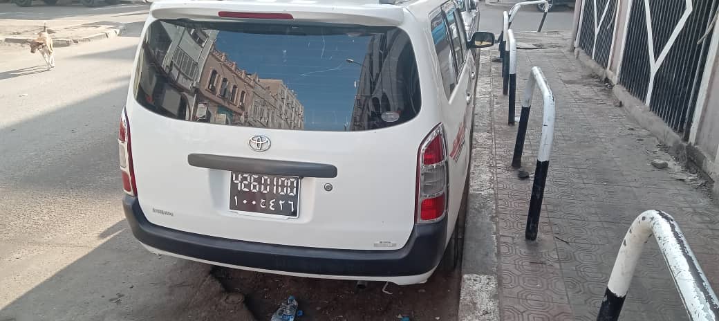 Toyota Probox 2015, diesel, boîte manuelle, super économie