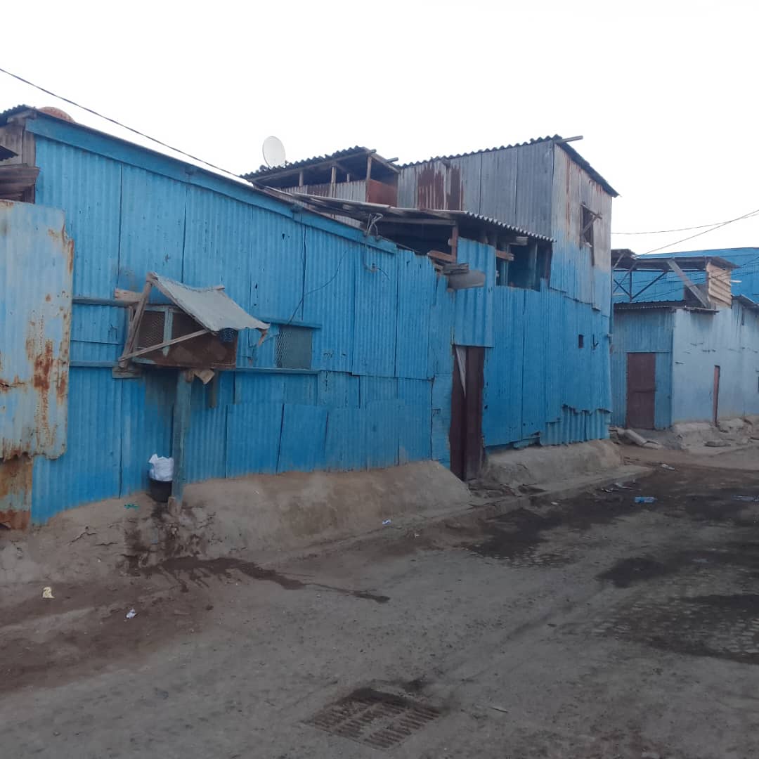 Maison Quartier 7, 72m², près de Photo Oubah - Négociable