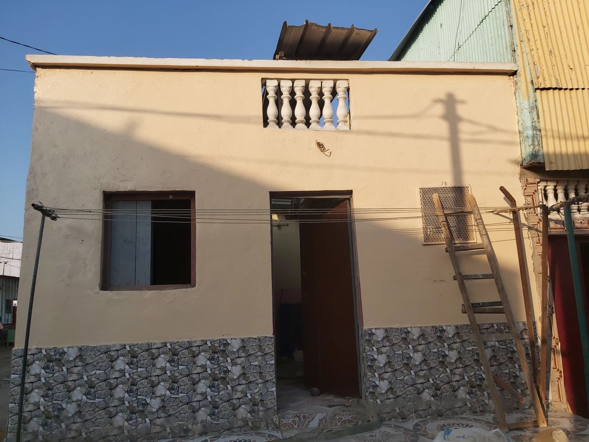 Maison en dur avec titre foncier, Q7 Bis, 70 m2