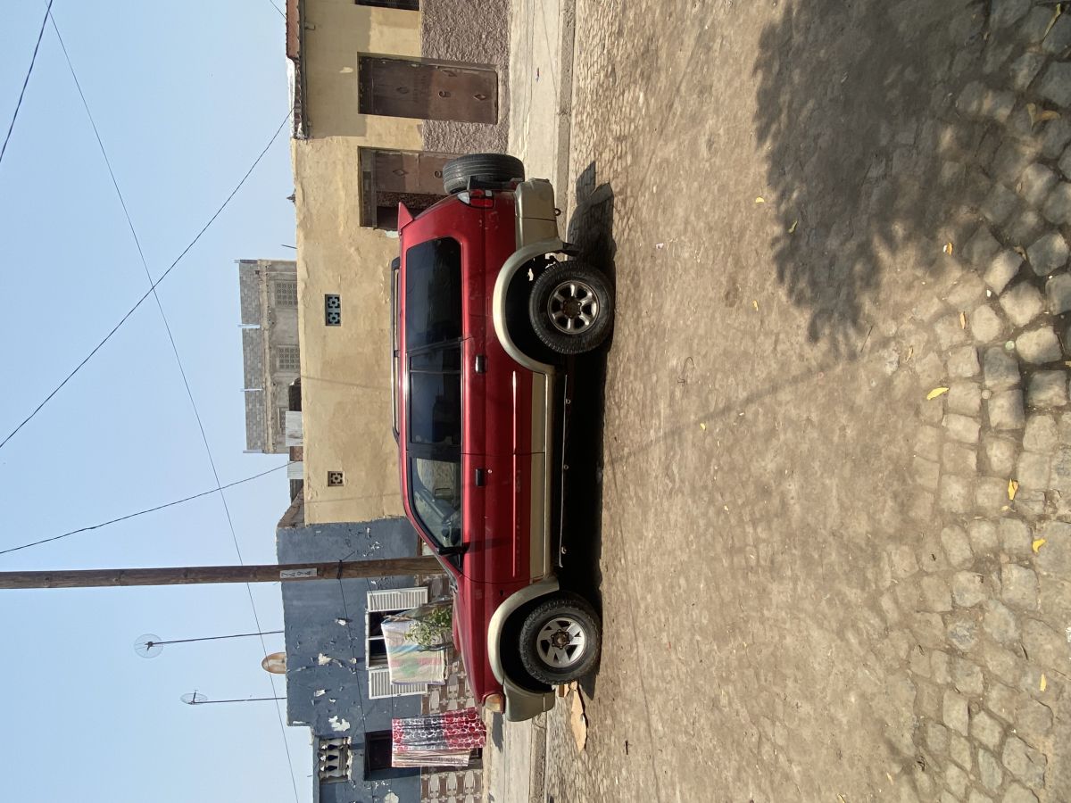 Mitsubishi Pajero 2004, en bon état, à vendre