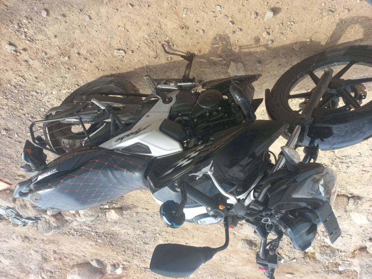 Moto Tvs Apache 160s en bon état - économique et fiable