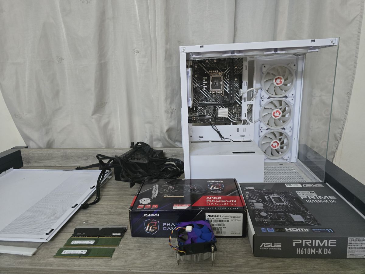 PC Gamer avec Carte mère, Carte graphique, RAM et Boîtier RGB
