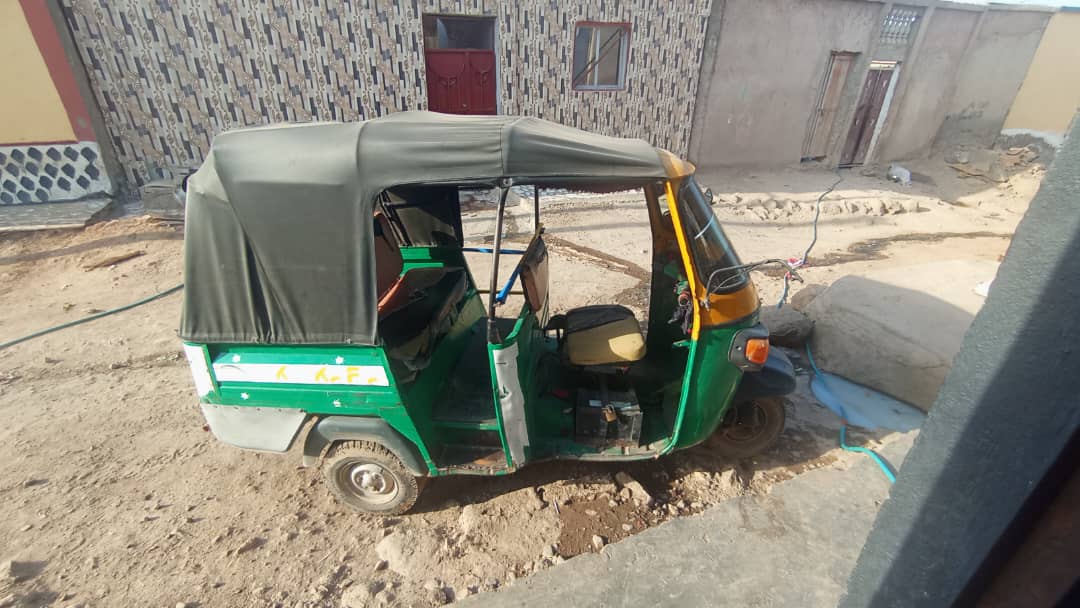 Tricycle Piaggio 4 Places en Vente