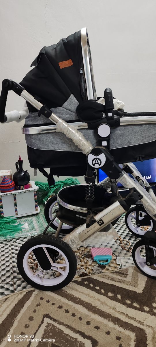 Poussette neuve à vendre - Prix imbattable