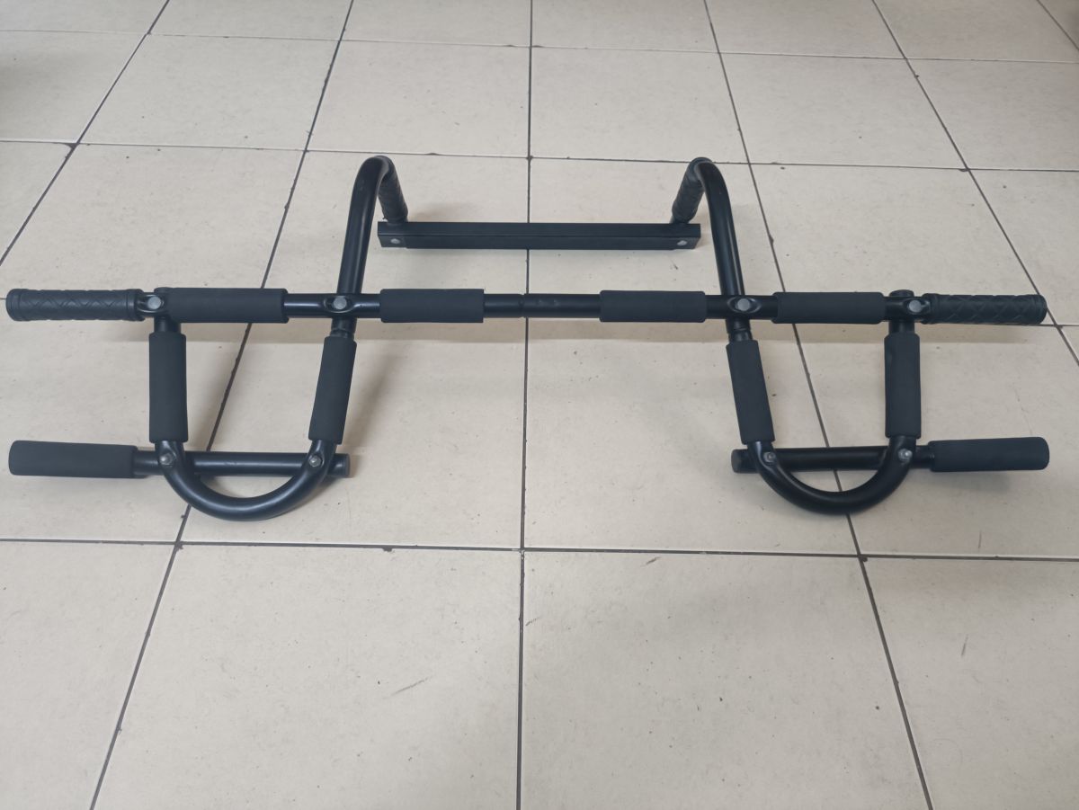 Barre de traction professionnelle pour porte