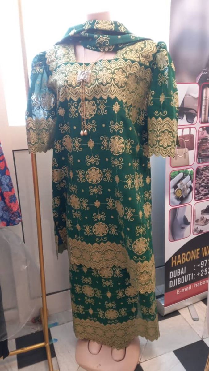 Ensemble de soirée africain - Jupe, haut et challe