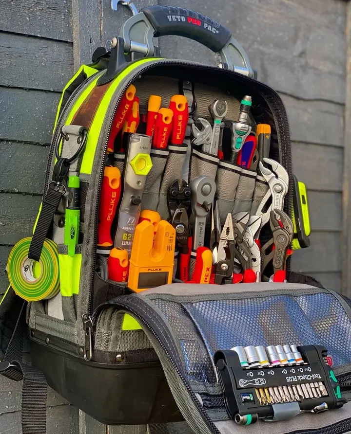 Réparations et installations de climatiseurs et d\'électroménagers