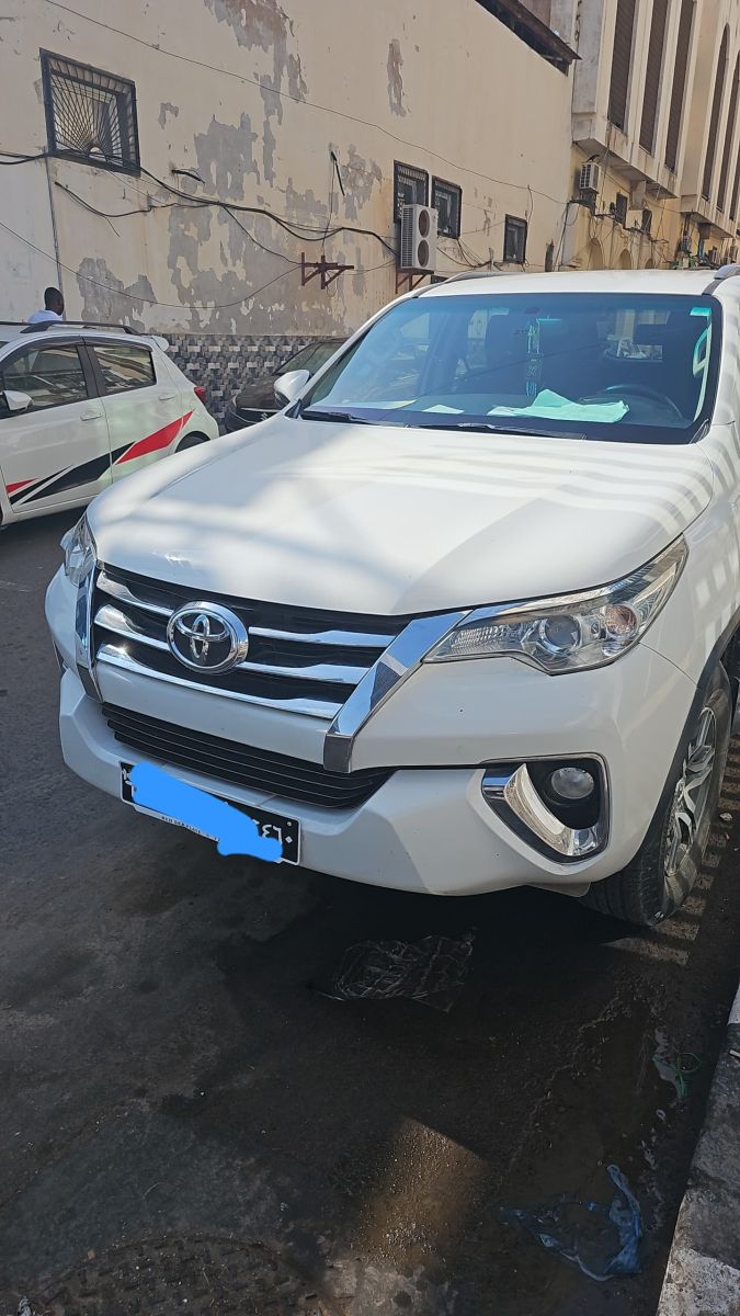 Toyota Fortuner 2018, en excellent état