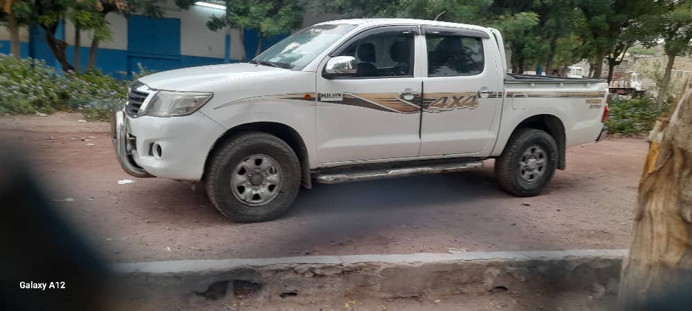 Toyota Hilux en excellent état à vendre